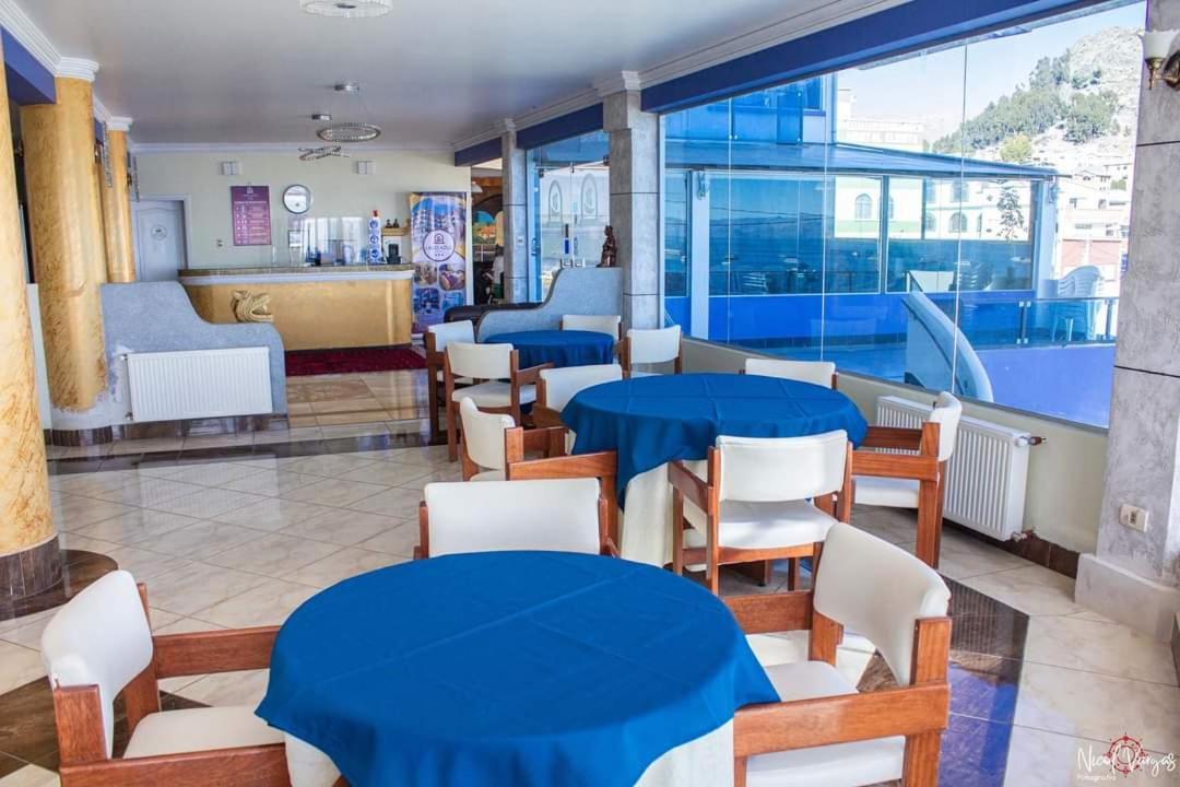 Hotel Lago Azul Copacabana  Exterior photo